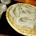 信州戸隠そばを味わいながら戸隠神社の五社をめぐる古道歩き