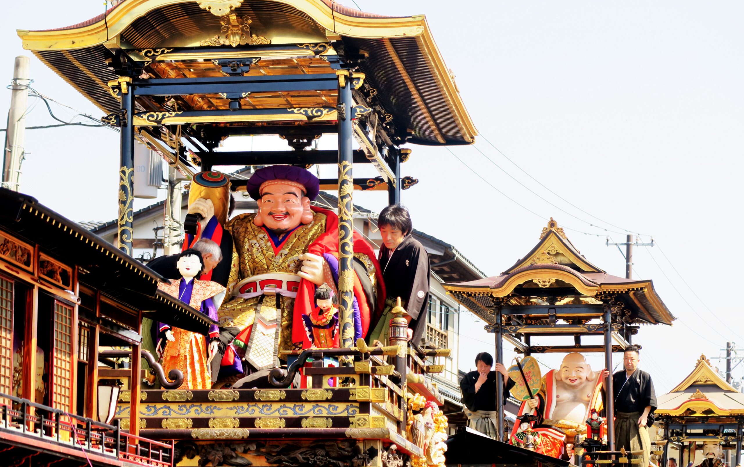 越中の小京都・城端の春を彩るユネスコ文化遺産：城端曳山祭