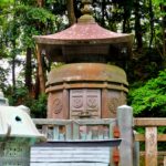 家康が眠る聖地・久能山東照宮は、昼も夜も荘厳で優雅な境内