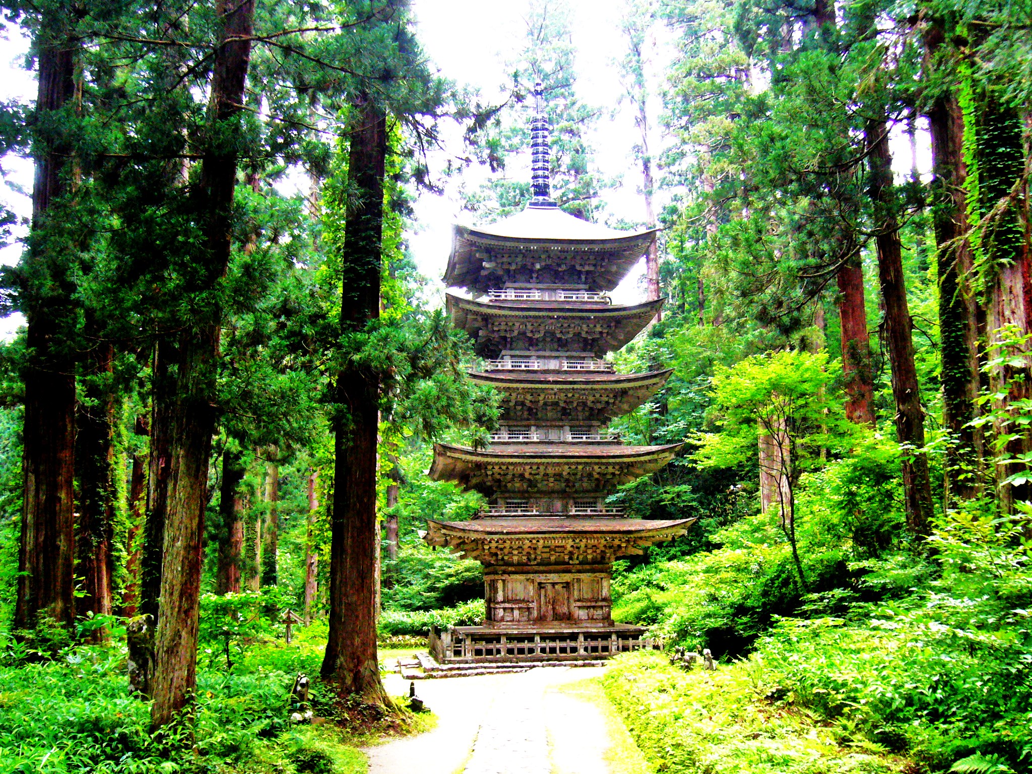 ｢出羽三山｣羽黒山を登る！出羽三社神社に参拝し現世を祈る