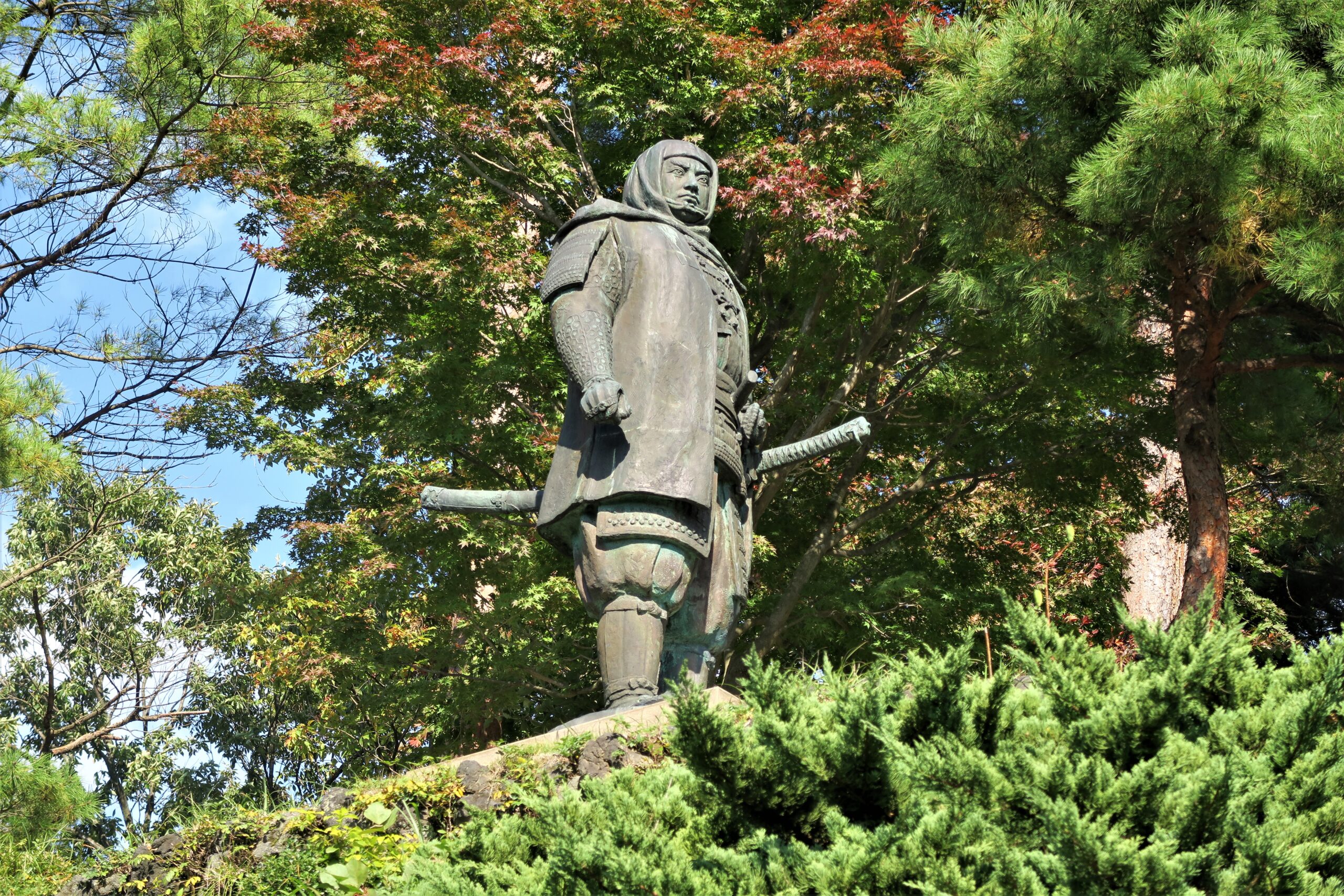 難攻不落の越後の名城！上杉謙信の居城・春日山城ハイキング