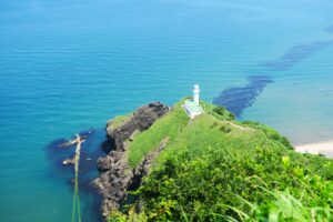 角田岬灯台からの絶景！越後西蒲三山｢角田山｣登山と岩室温泉