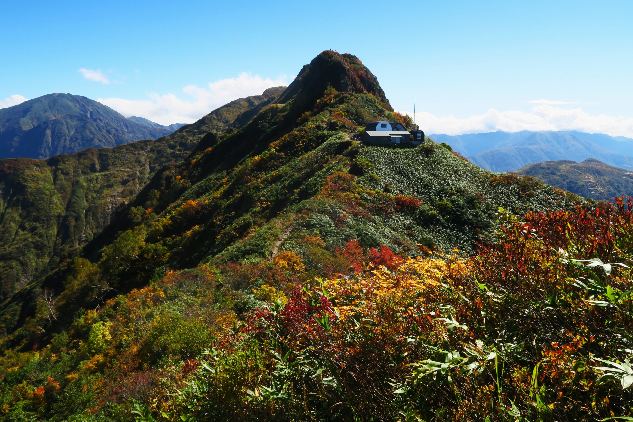 越後三山のひとつ霊山･八海山は八海山大神が鎮座する信仰の山