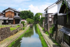 豊臣秀次が築いた商いの城下町・近江八幡の情緒と風土を楽しむ