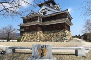 明智光秀の善政を偲び、名君として思慕される町、丹波・福知山城