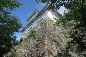 城跡を覆い尽くす石垣！近世城郭最盛期を代表する城・津山城