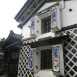 紅葉も見事。越後長岡で三国街道沿いの醸造の町・摂田屋を歩く