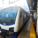 五能線を走るリゾートしらかみに乗って絶景に逢う展望列車の旅