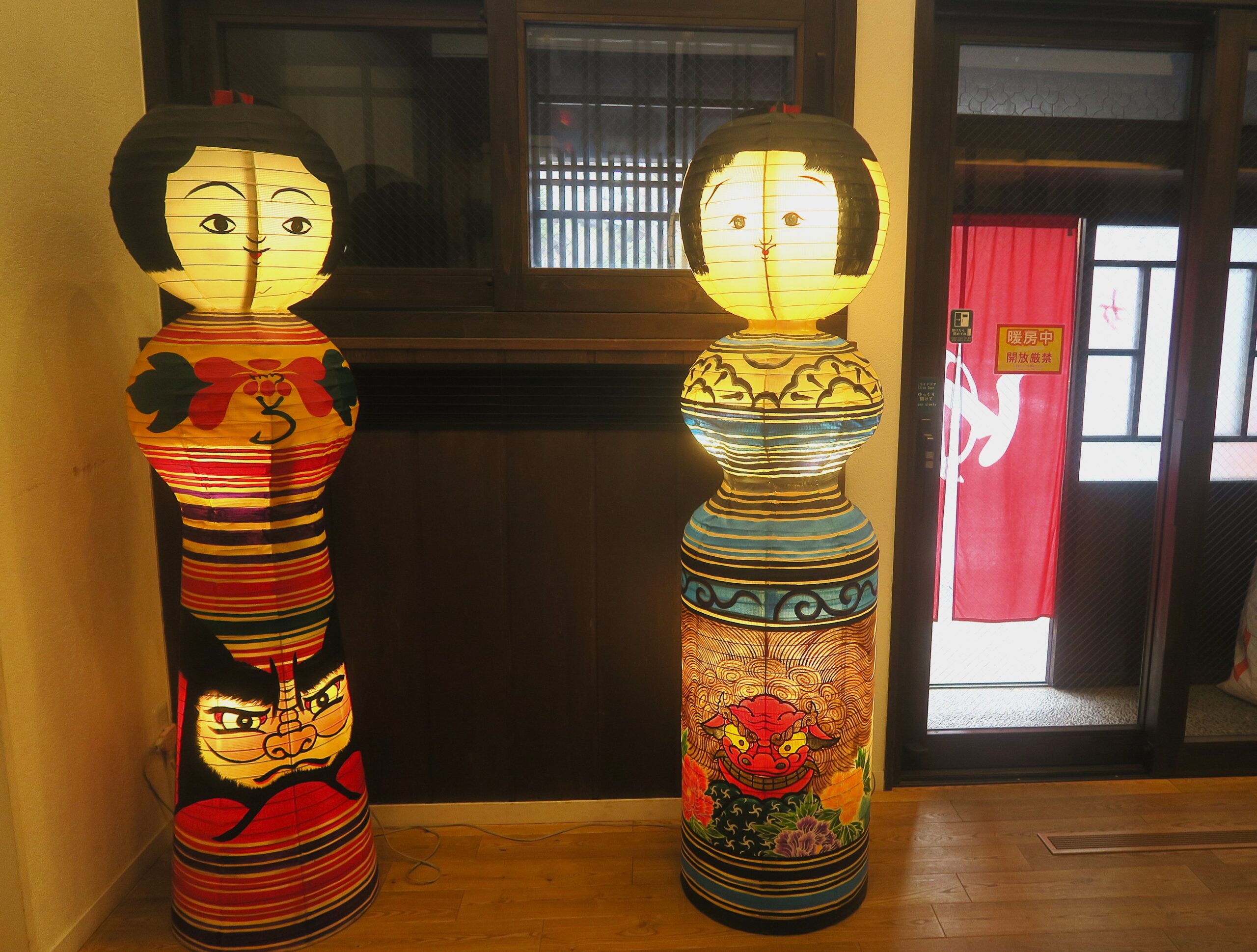 青森黒石つゆやきそばと江戸時代から続く木造アーケード街を満喫