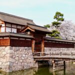 信州松代は千曲川を望む武田築城術の城と六文銭が輝く城下町。