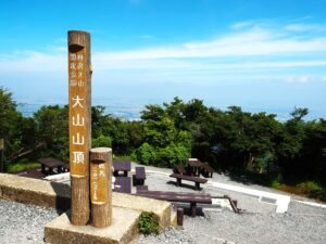 ヤビツ峠から登る！丹沢東端に屹立する信仰の聖地「大山」